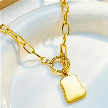 Designer Inspired 15X8mm Mother Of Pearl 18k Gold Overlay Necklace