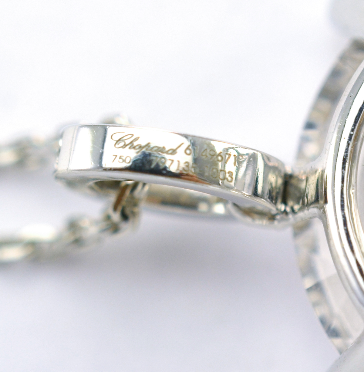 Chopard Happy Collection 18K White Gold Floating Diamond Crystal ...