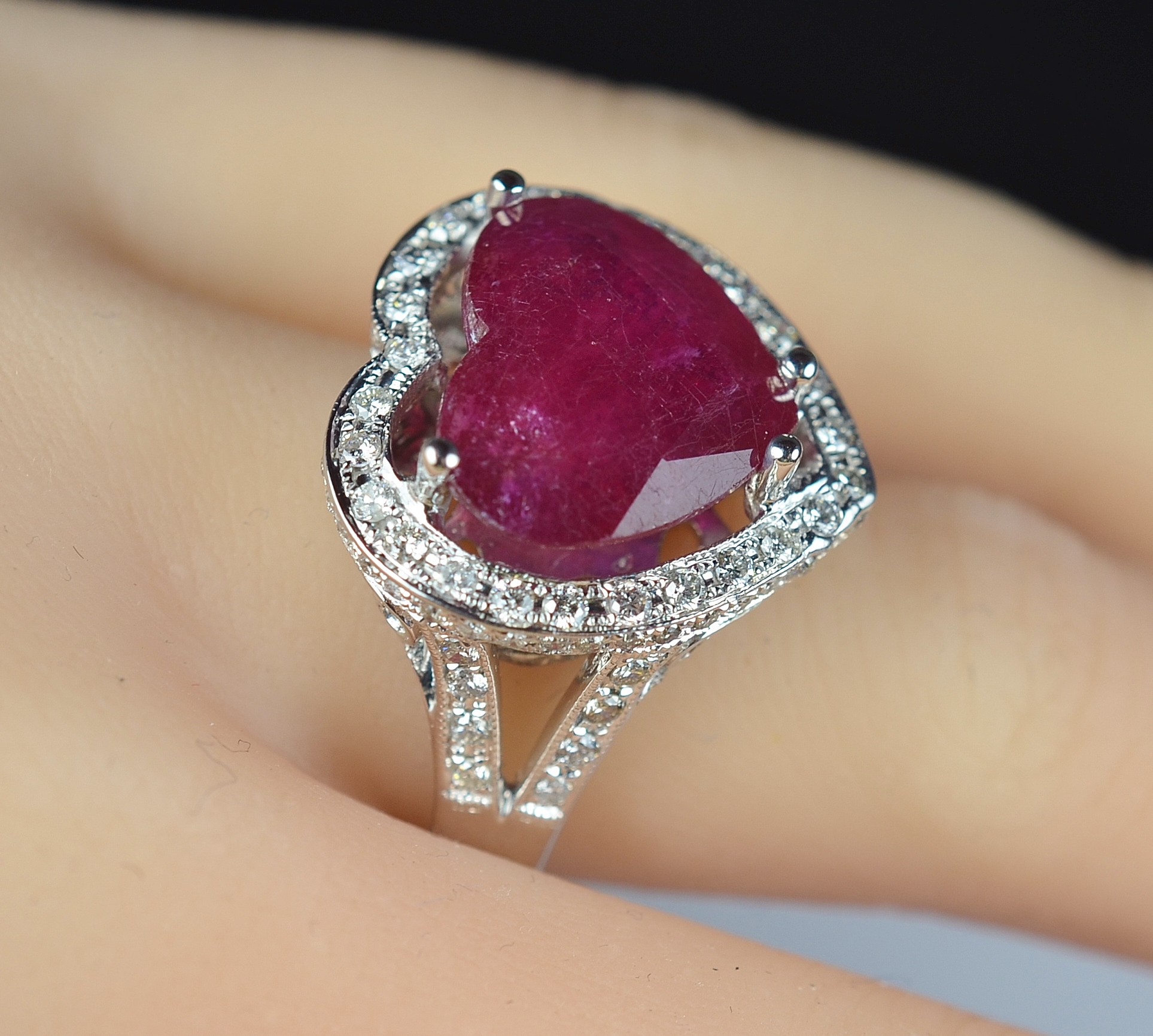 $5,764 Retail 18K White Gold Gorgeous Heart Shape Ruby and  