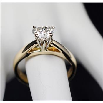 14K Yellow Gold 0.65 Carat Diamond Heart Solitaire Wedding Ring