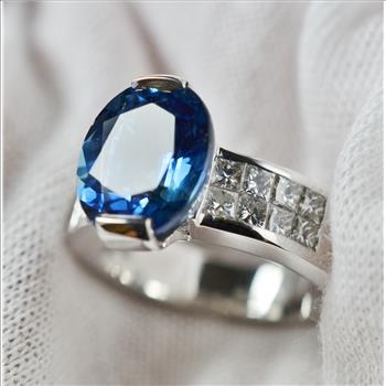 $11,653 Retail 6.42 Carats t.w. Diamond & Sapphire Invisible Set Ring 18K Gold 10 Grams