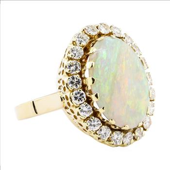 14K Yellow Gold 11.40 Grams Diamond Basket Halo Style Ring w/ Opal Center Stone