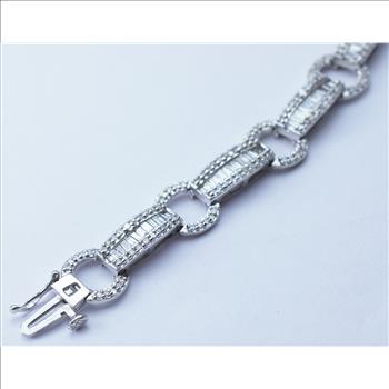 14K White Gold Round Diamond & Baguette Cut Diamond Bracelet