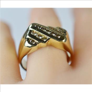 $2,000 Retail 18K Gold Channel Set Diamond Ring