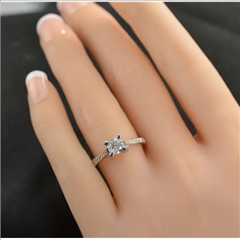 14kt White Gold 0.78 Carat t.w. Diamond Engagement Ring 14K Gold 0.63 Carat Center Stone