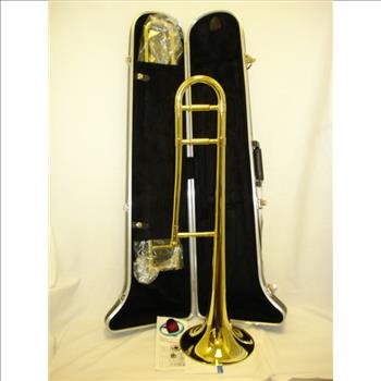 Holton TR602 Tenor Trombone/Mouthpiece/Case/Slide Oil