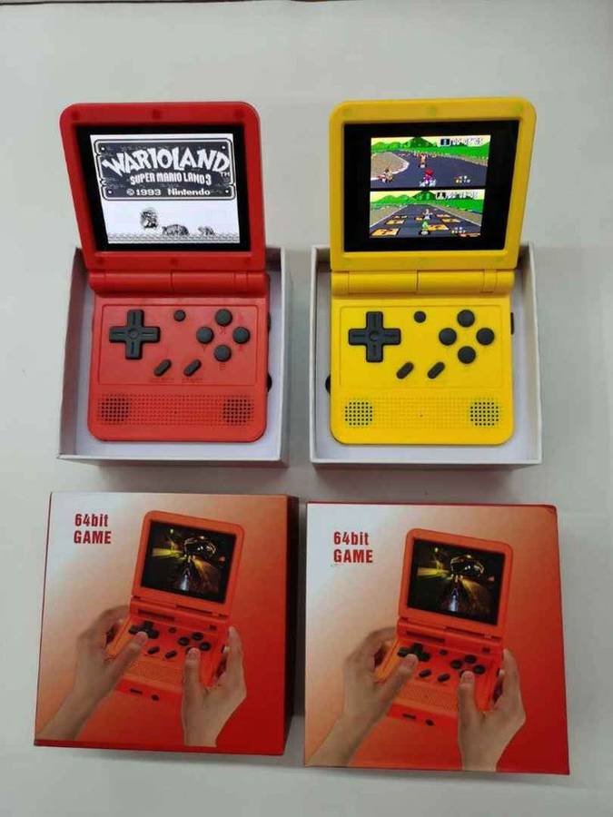 Brand New 64Bit Handheld Classic Retro Game Console 2000 Games