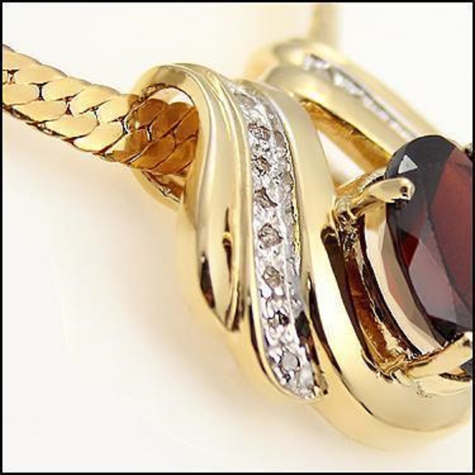 7.49 CT & Diamond Necklace MSRP 735 Property Room