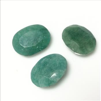 (3) Green Corundum Loose Stone