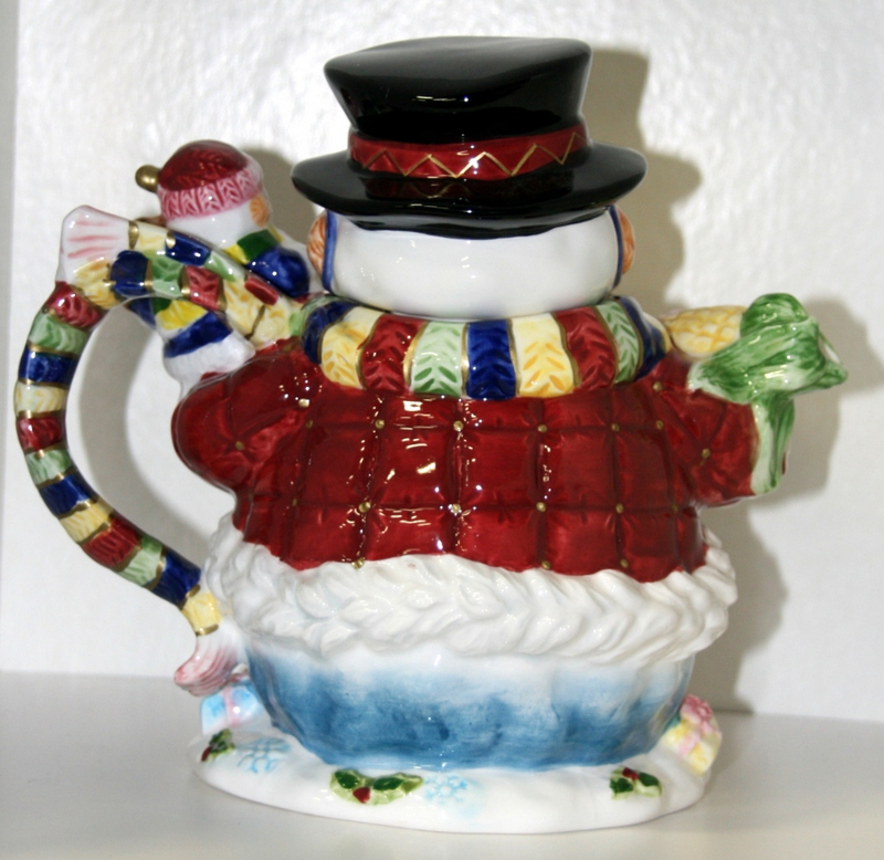 Victorian Snowman Christmas Ceramic Tea Pot Property Room