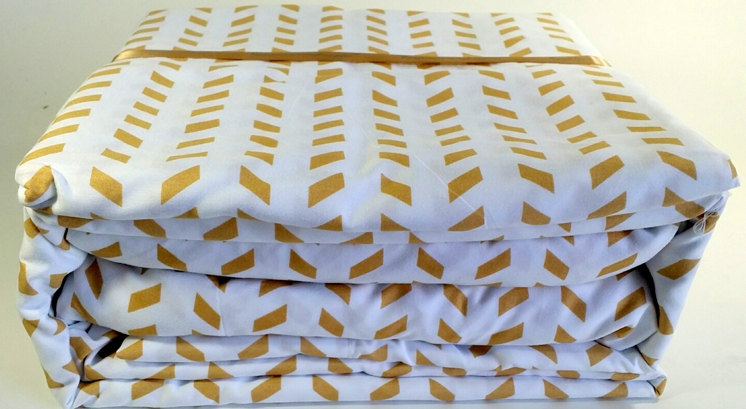 Egyptian Comfort 1800 Queen Patterned Sheets Property Room