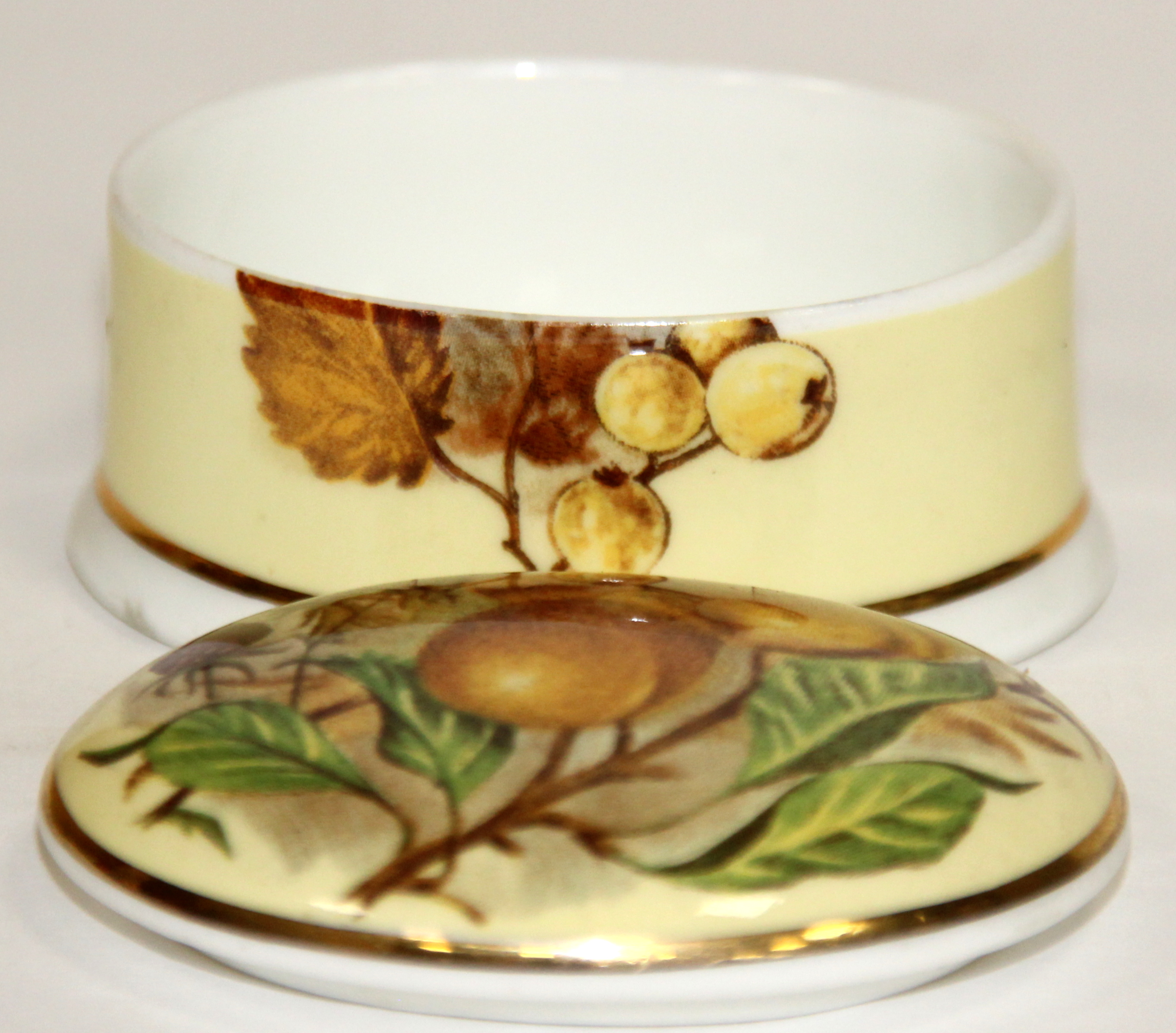 Falcon China Staffordshire England Fruit Trinket Box Property Room