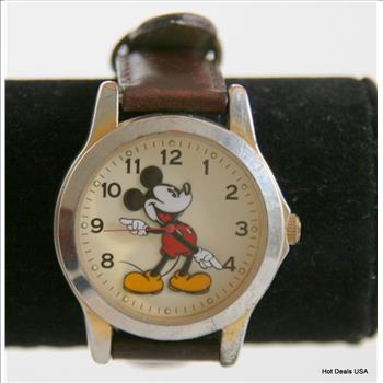 SII Marketing International Disney Mickey Mouse Watch