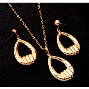 New Italian Jewelry Set Gold Plated