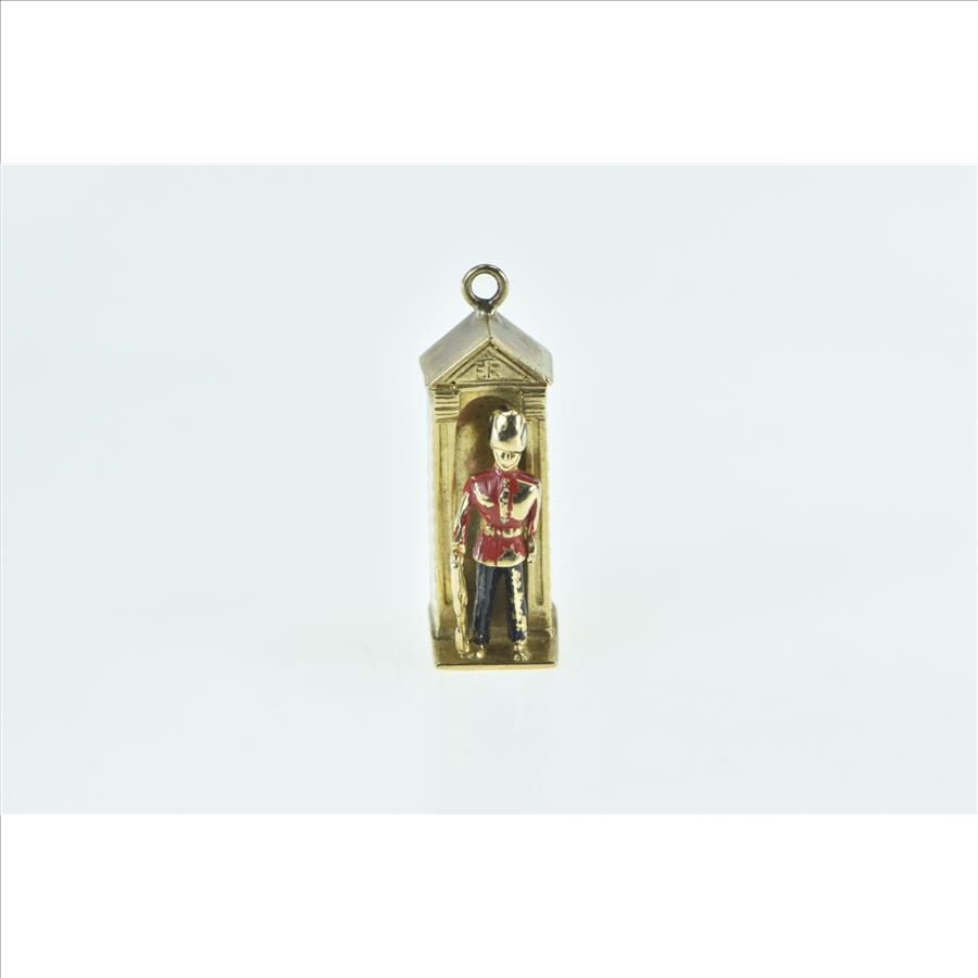 9K 3D Enamel London Kings Guard Tower of London Yellow Gold Charm/Pendant