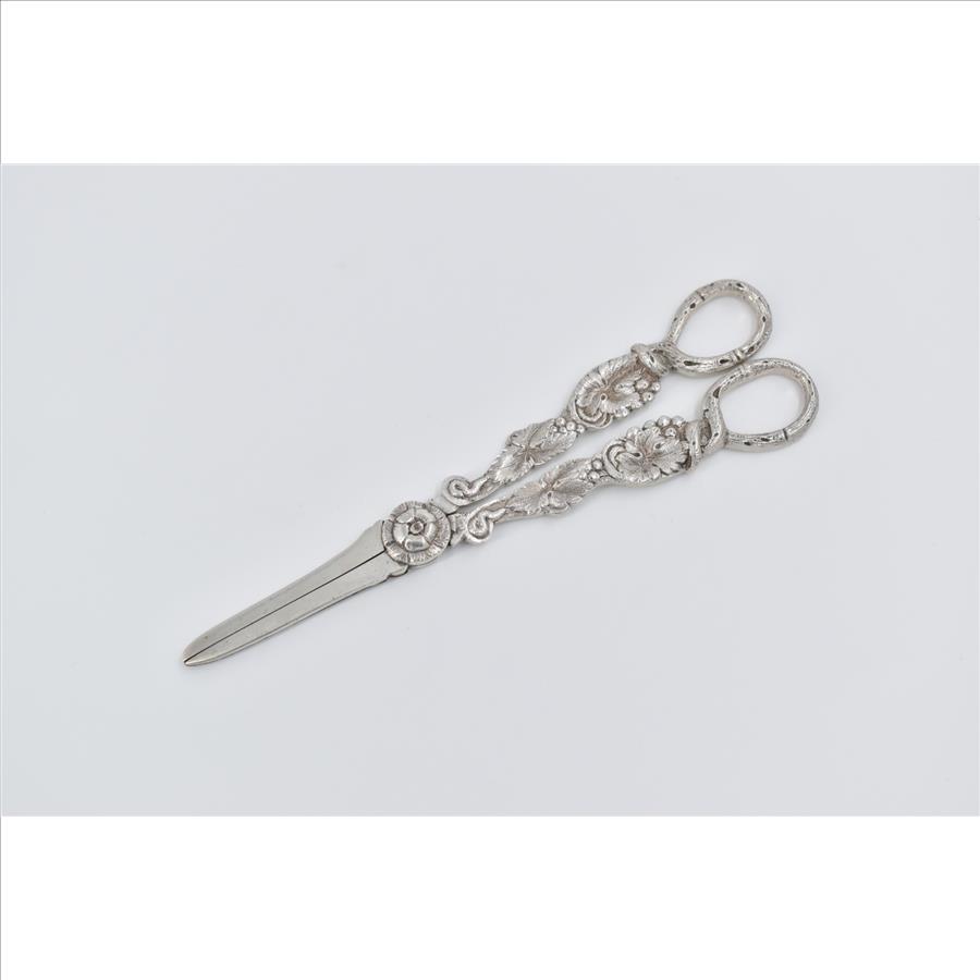 Sterling Silver A E Warner Ornate Floral Grape Scissors
