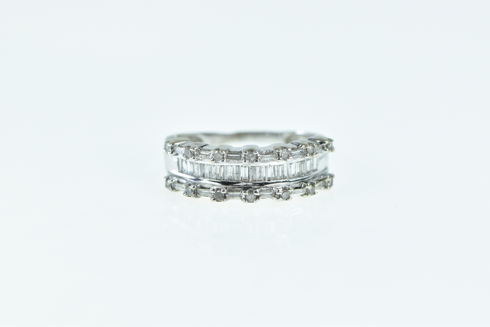 10K 0.51 Ctw Diamond Squared Wedding Band White Gold Ring, Size 6.25