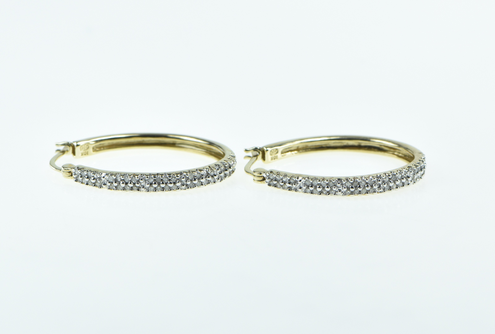 10K 0.80 Ctw Diamond 29.6mm Oval Fashion Hoop Yellow Gold Earrings