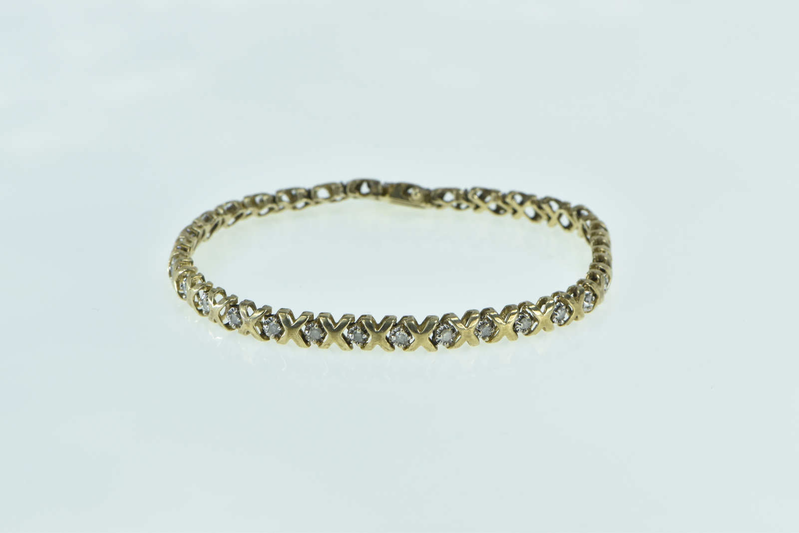 10K 0.90 Ctw Diamond X Link Criss Cross Tennis Yellow Gold Bracelet 7.25"