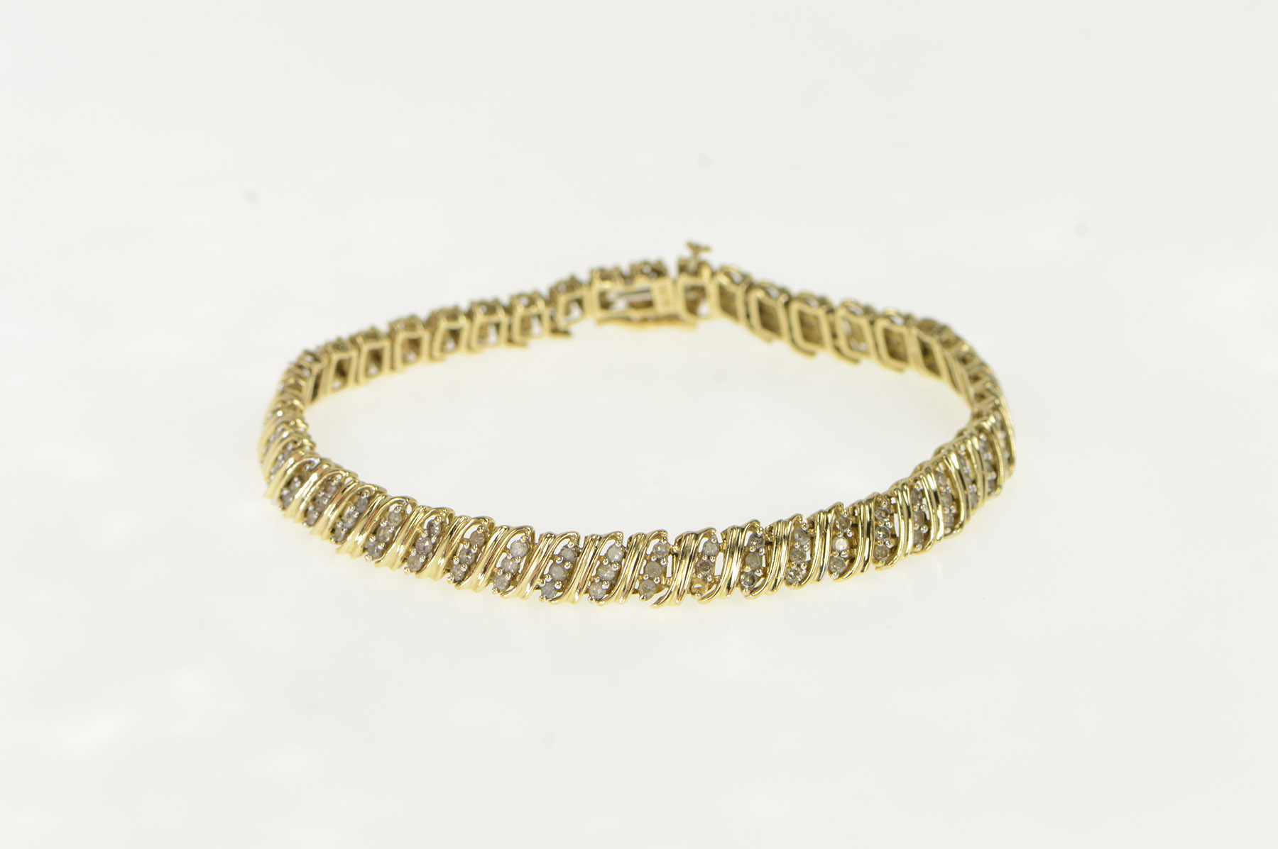 10K 1.32 Ctw Diamond Wavy Striped Tennis Yellow Gold Bracelet 7.25"