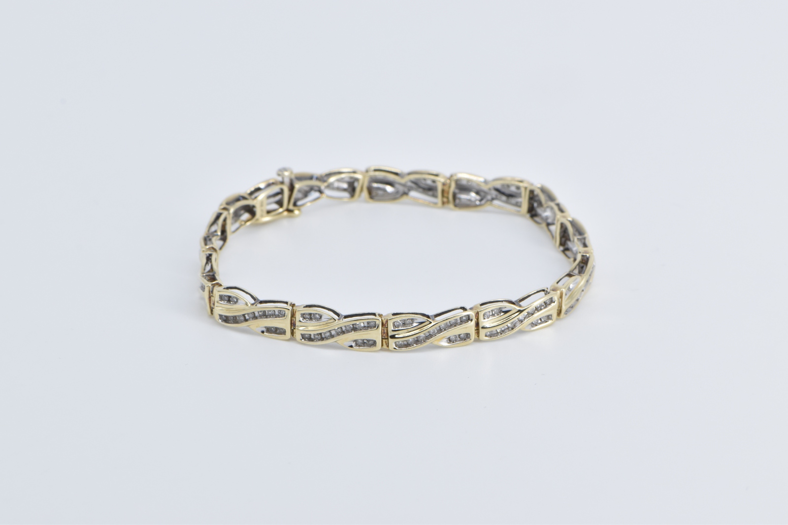 10K 1.43 Ctw Diamond Criss Cross Vintage Tennis Yellow Gold Bracelet 6.75"