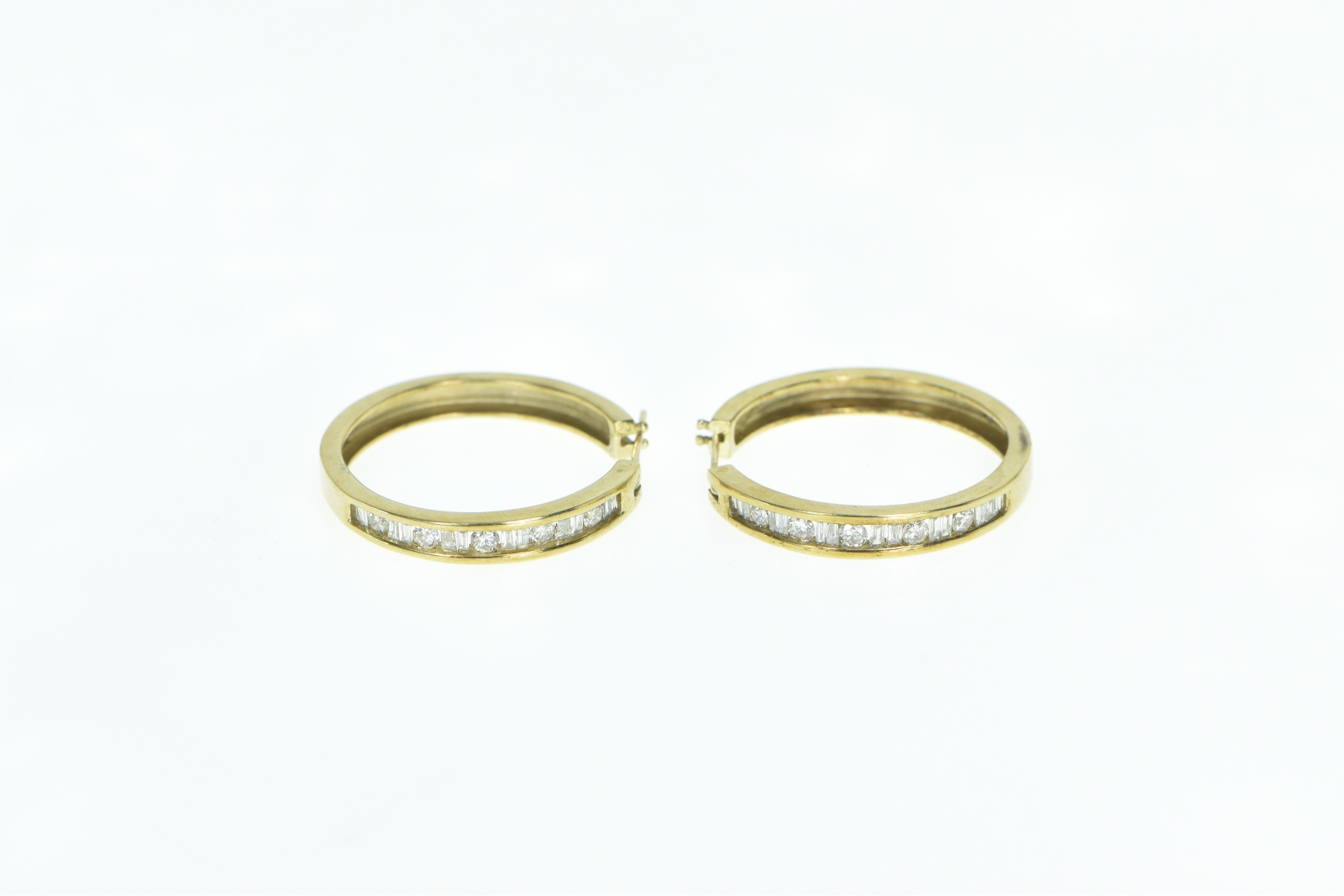 10K 1.50 Ctw Diamond Squared 27mm Fashion Hoop Yellow Gold Earrings