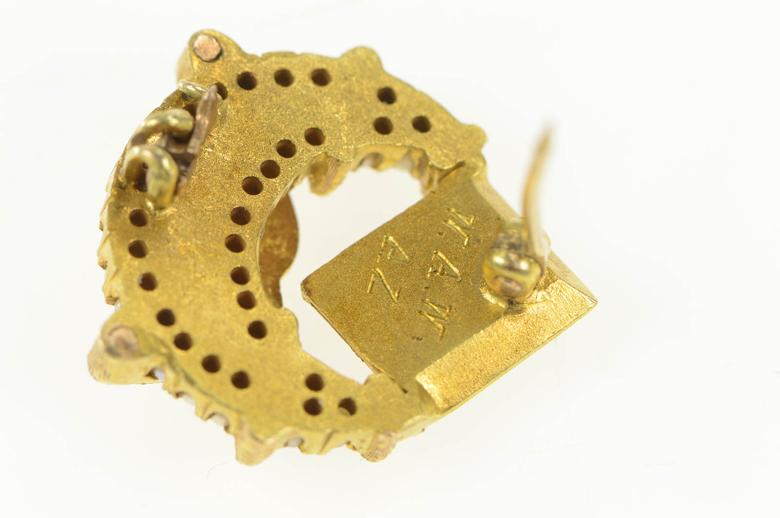 10K Alpha Zeta Seed Pearl Moon Book Lapel Yellow Gold Pin/Brooch