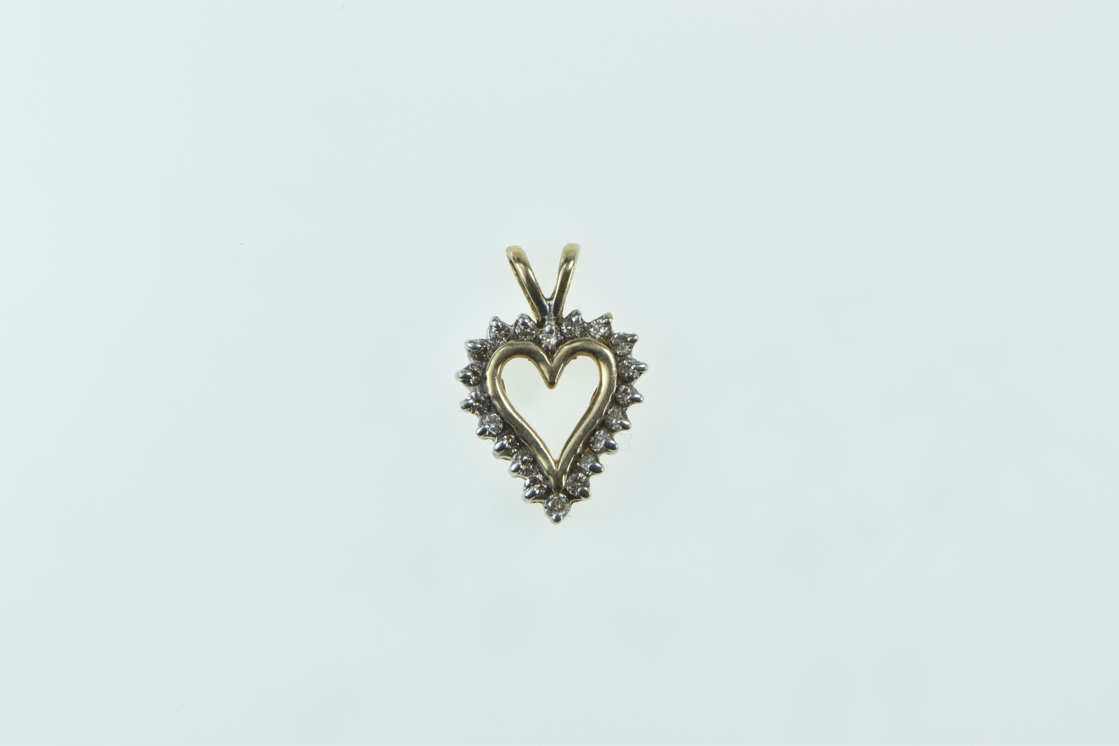 10K Diamond Heart Classic Love Symbol Vintage Yellow Gold Pendant