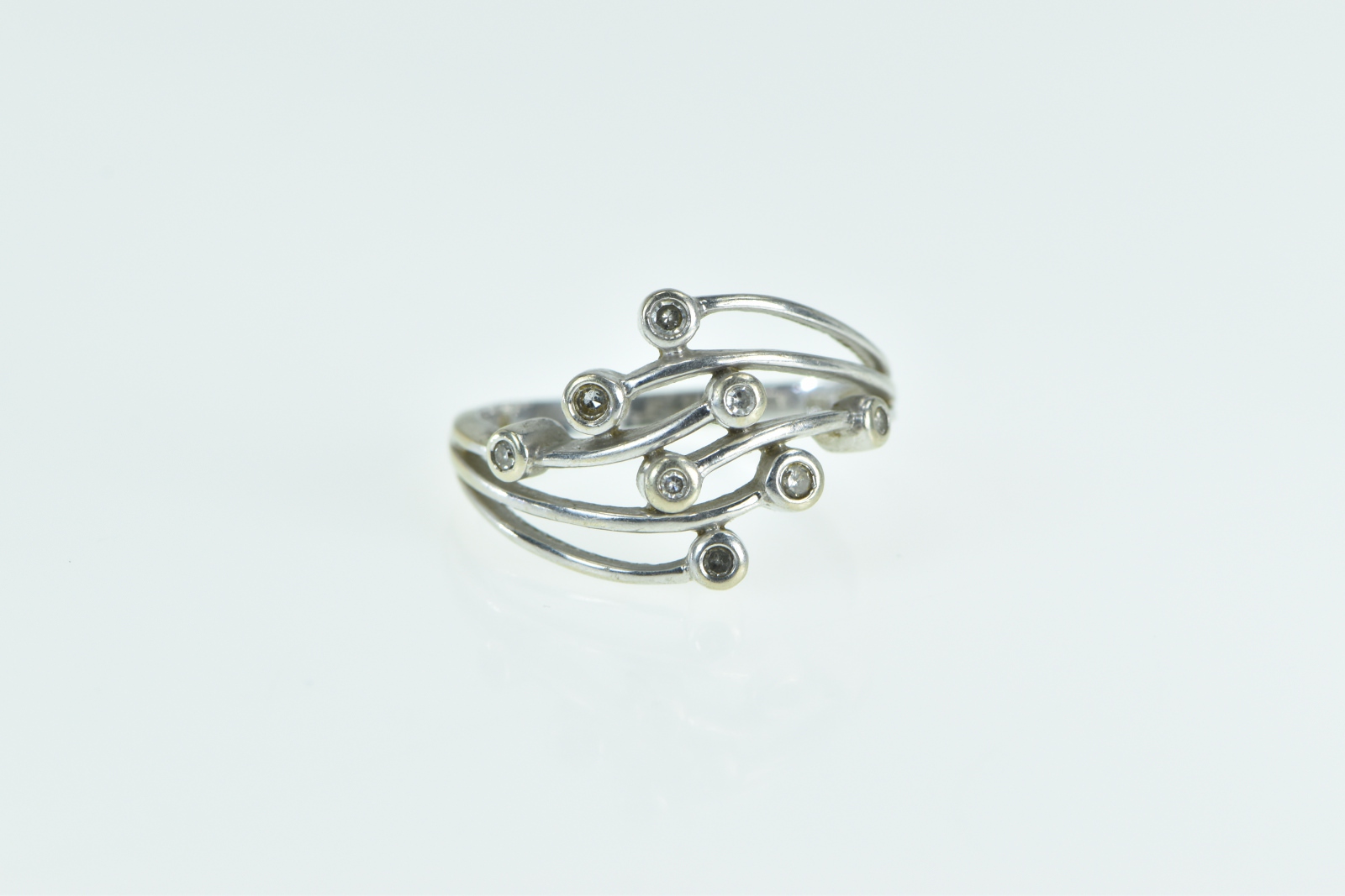10K Diamond Wavy Vintage Statement Band White Gold Ring, Size 7