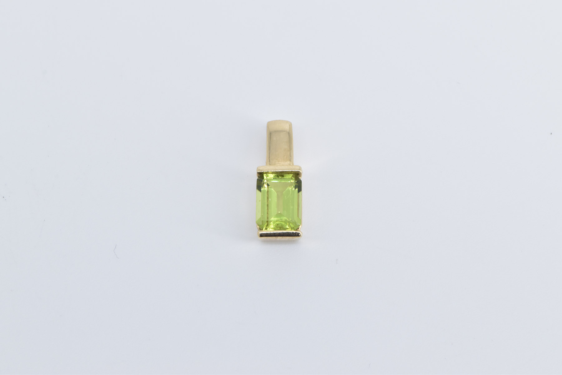 10K Emerald Cut Peridot Vintage Solitaire Statement Yellow Gold Pendant
