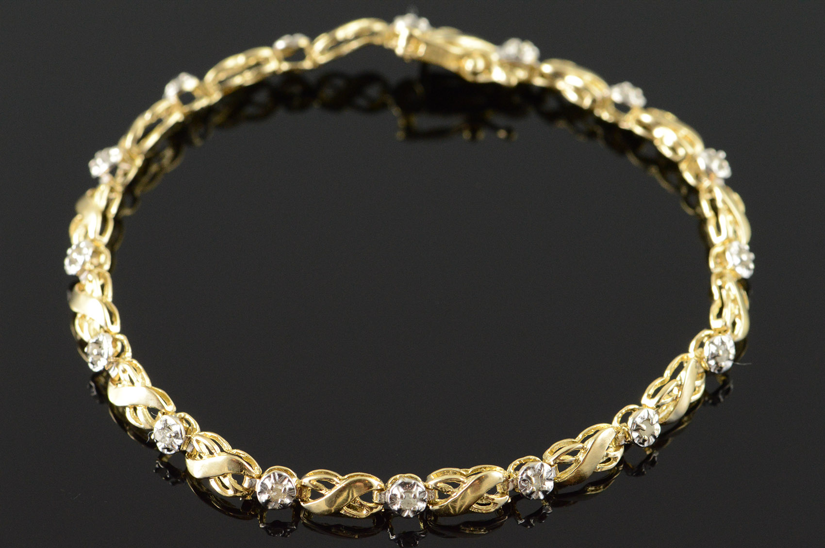 thumbnail image 2 of Diamond Cut Hugs & Kisses Jewelry Set – 14K Yellow Gold Plated Over 925 Sterling Silver 2 of 6