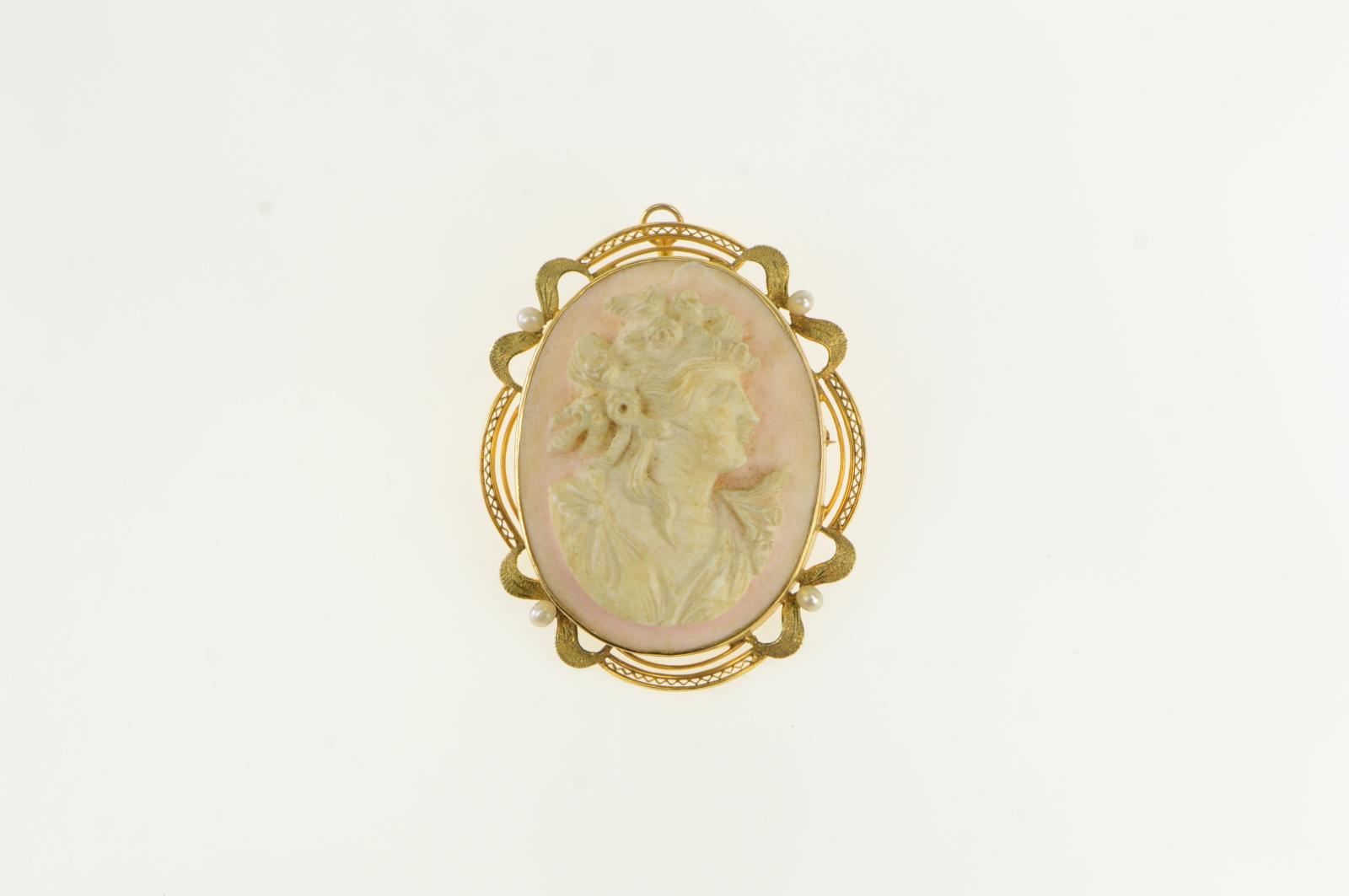 10K Ornate Pearl Carved Coral Lady Cameo Yellow Gold Pin/Brooch