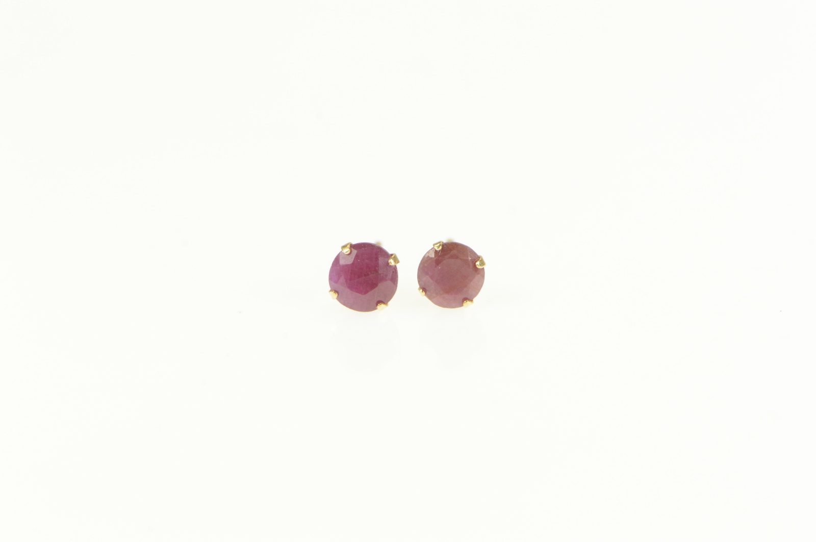 10K Round Natural Ruby Solitaire Stud Simple Yellow Gold Earrings ...
