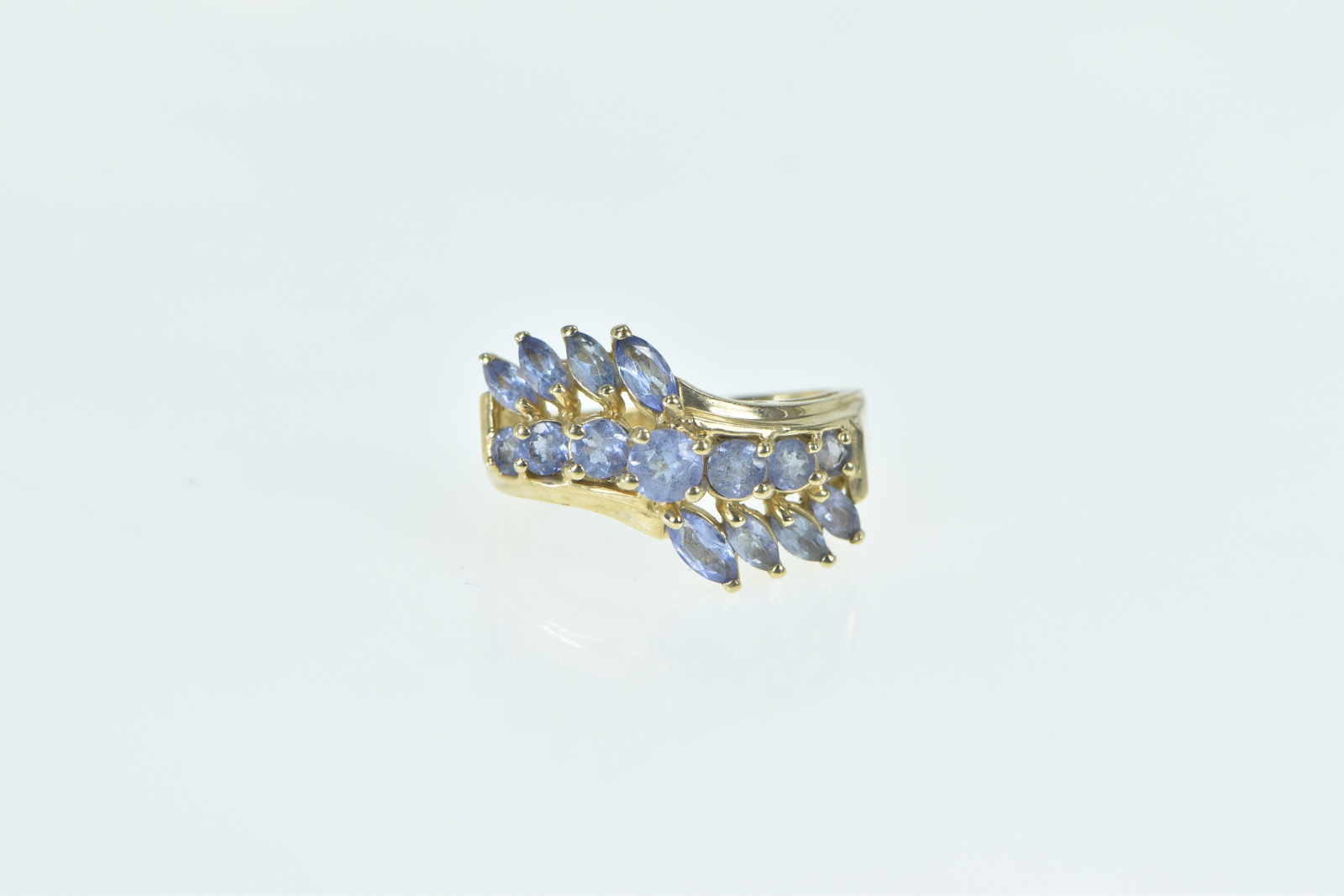 10K Tanzanite Vintage Wavy Statement Band Yellow Gold Ring, Size 6.25