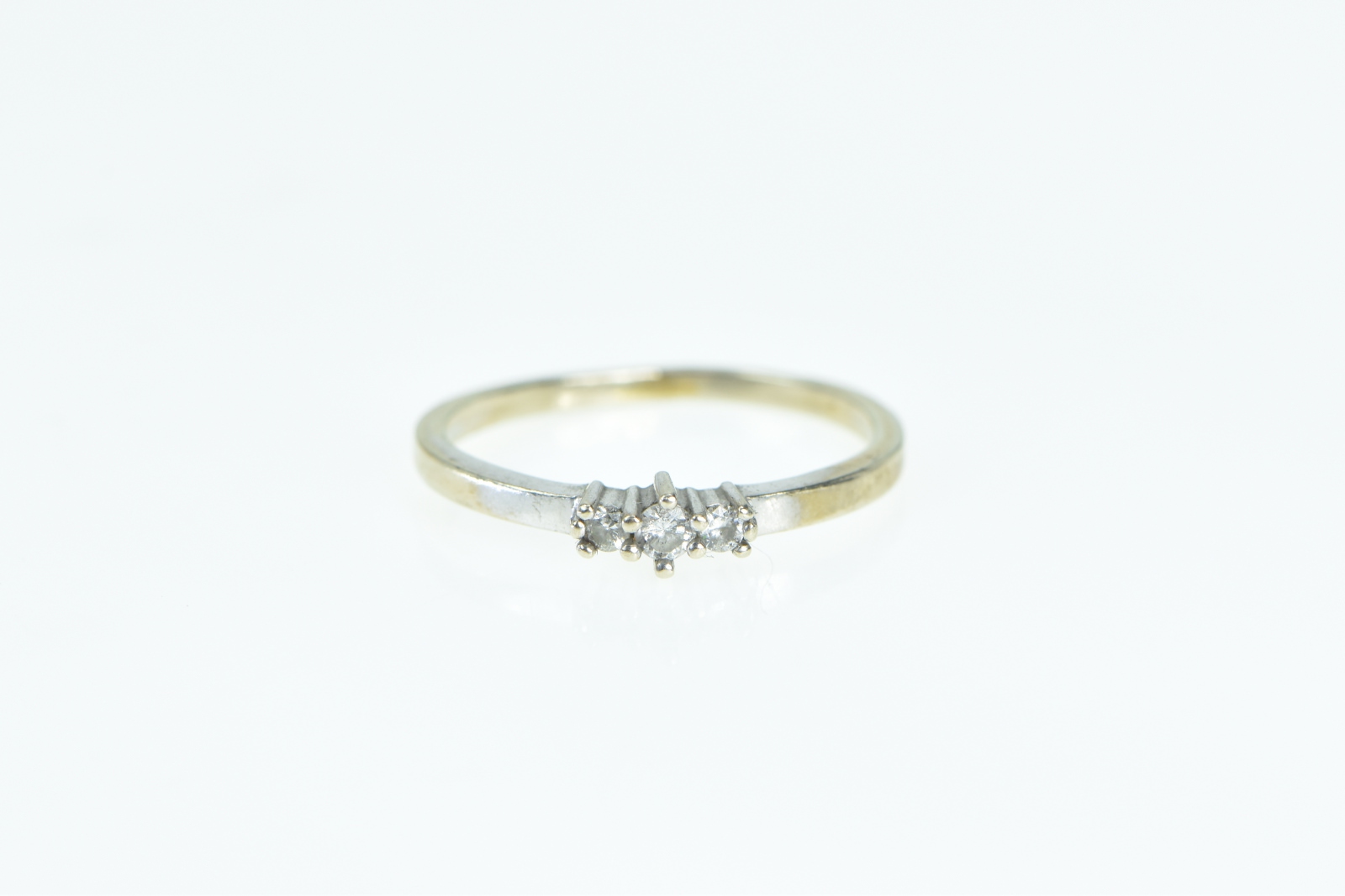 10K Three Stone Diamond Promise Engagement White Gold Ring, Size 4.75
