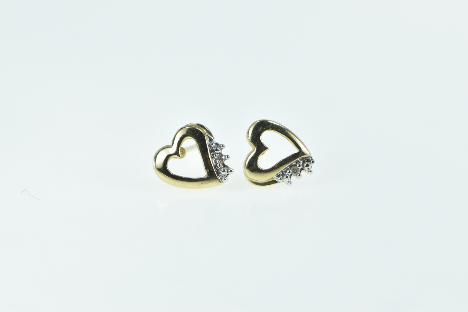 10K Vintage Diamond Heart Love Symbol Stud Yellow Gold Earrings
