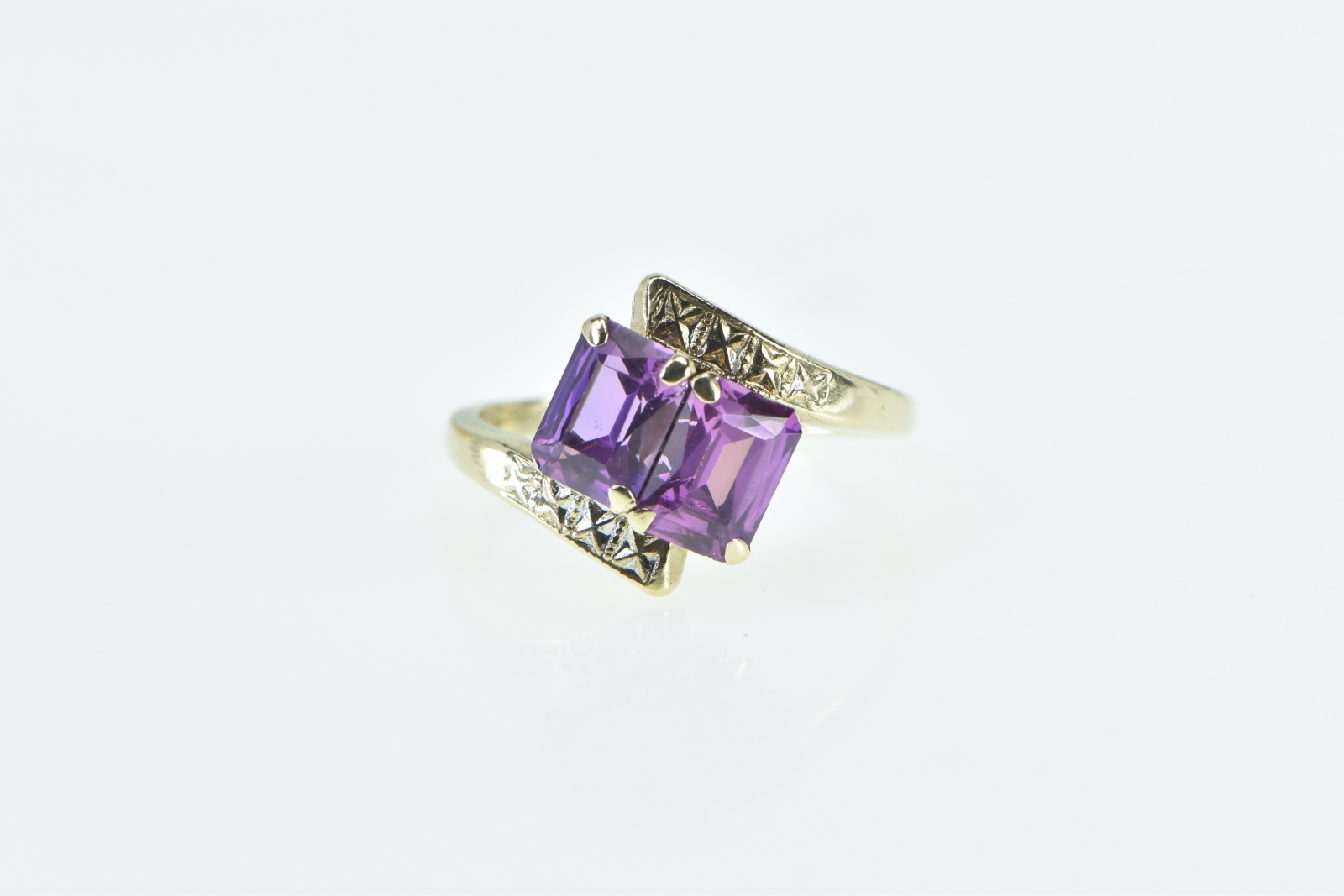 10K Vintage Emerald Cut Amethyst Bypass Fashion Yellow Gold Ring, Size 6