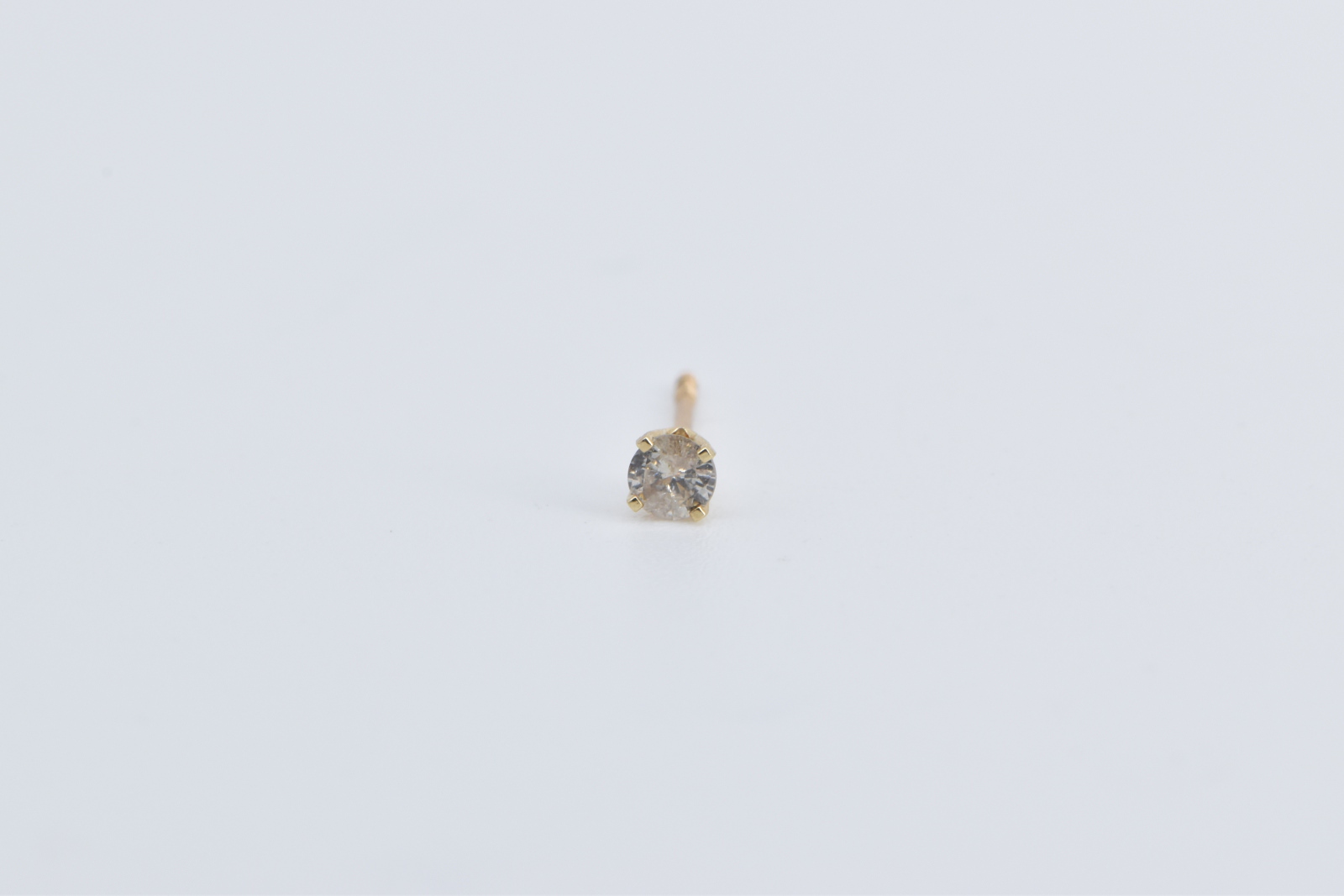 14K 0.10 Ct Diamond Solitaire Single Stud Yellow Gold Earring