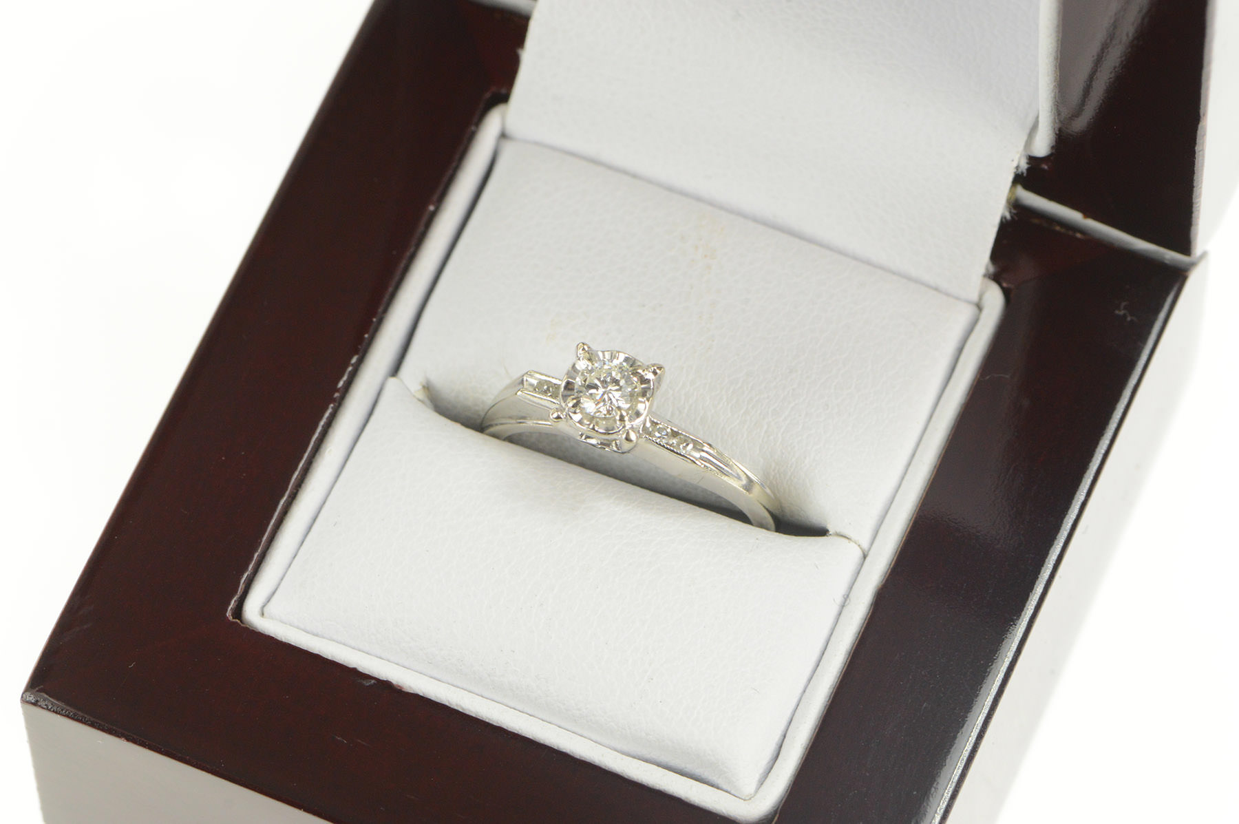 14K 0.20 Ctw Diamond Solitaire Classic Engagement White Gold Ring, Size 4.75