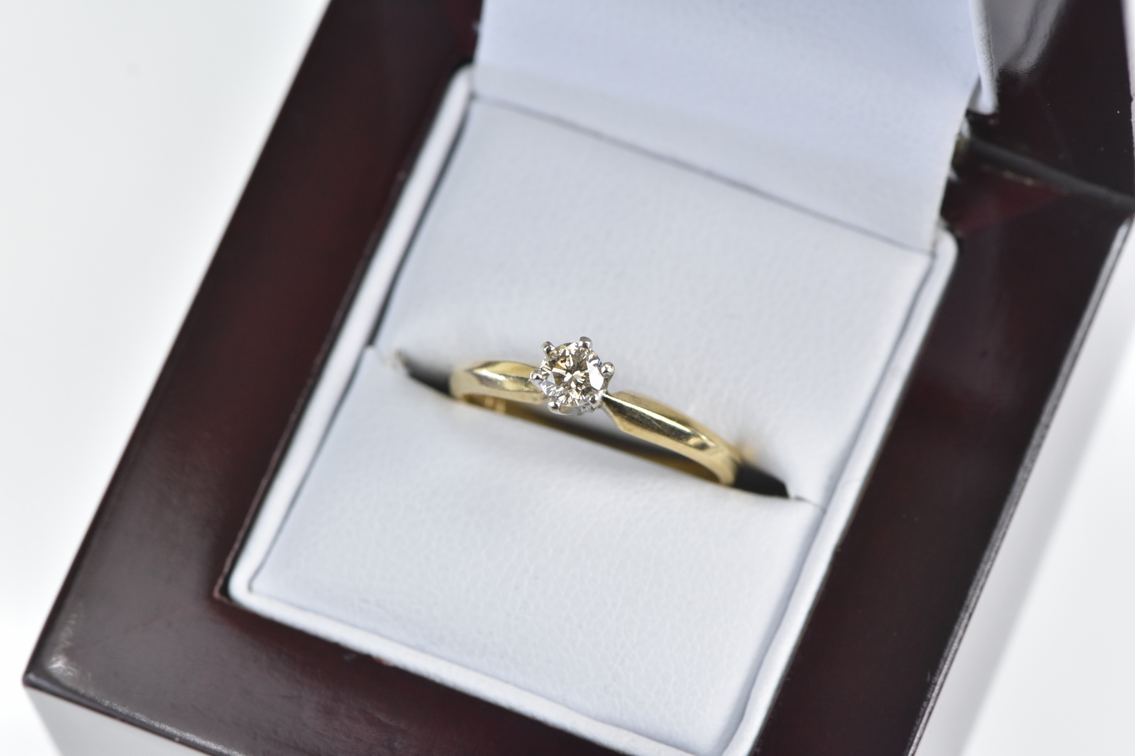 14K 0.24 Ct Classic Diamond Solitaire Engagement Yellow Gold Ring, Size 6