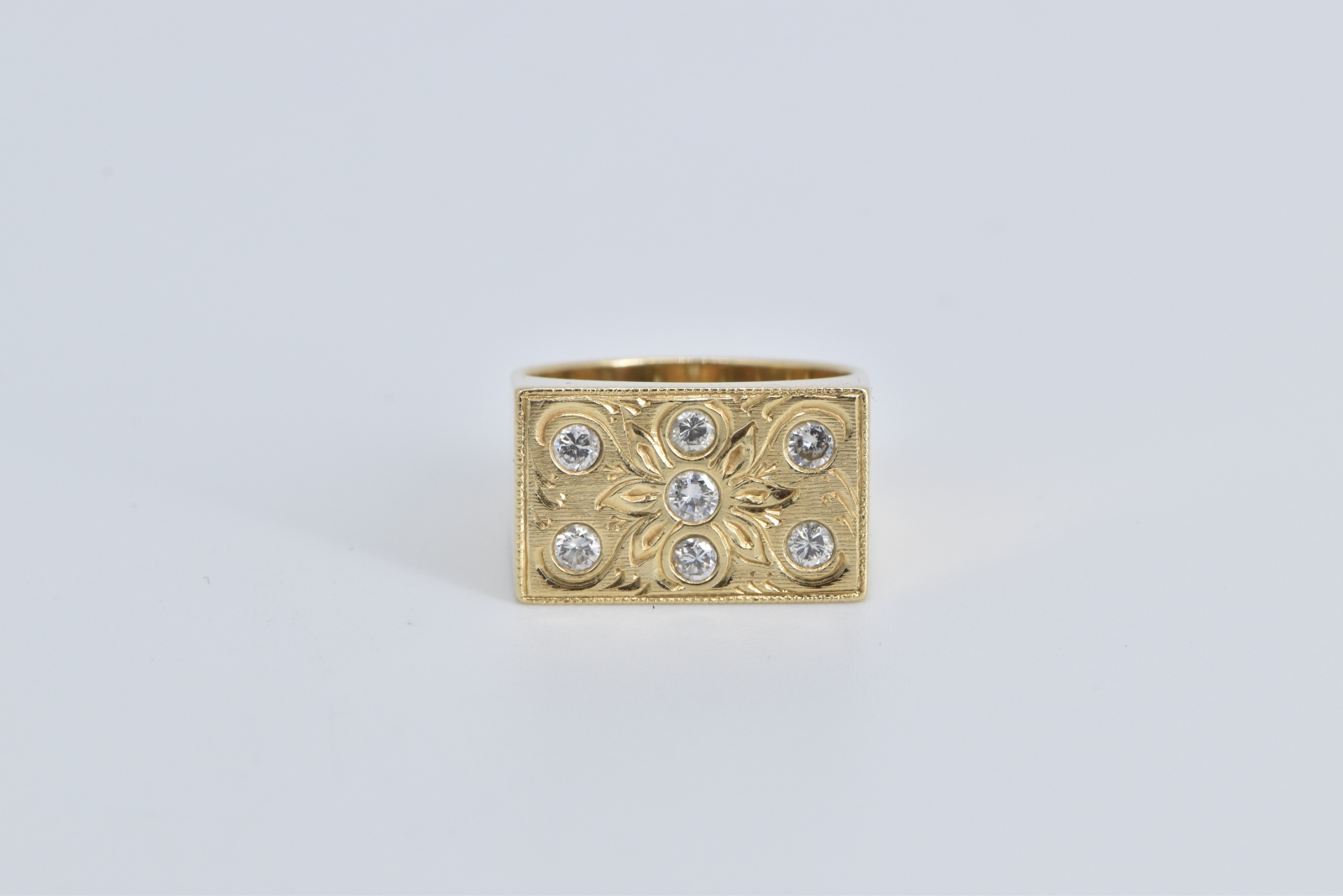 14K 0.25 Ctw Diamond Engraved Squared Statement Yellow Gold Ring, Size 5.25