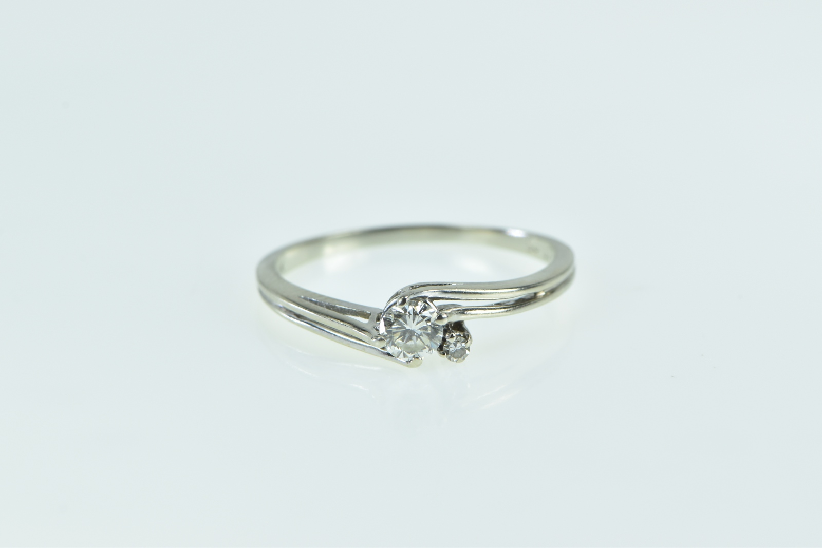 14K 0.27 Ctw Two Diamond Promise Engagement Yellow Gold Ring, Size 8.5