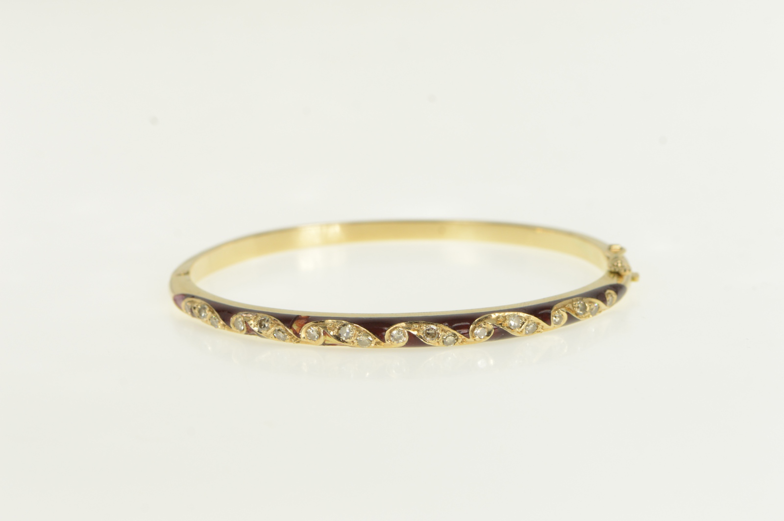 14K 0.38 Ctw Diamond Enamel Ornate Bangle Yellow Gold Bracelet 6.5"