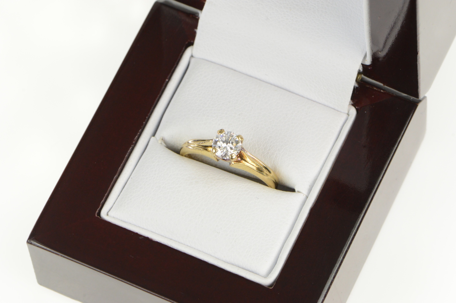 14K 0.47 Ct VVS Diamond Solitaire Engagement Yellow Gold Ring, Size 6