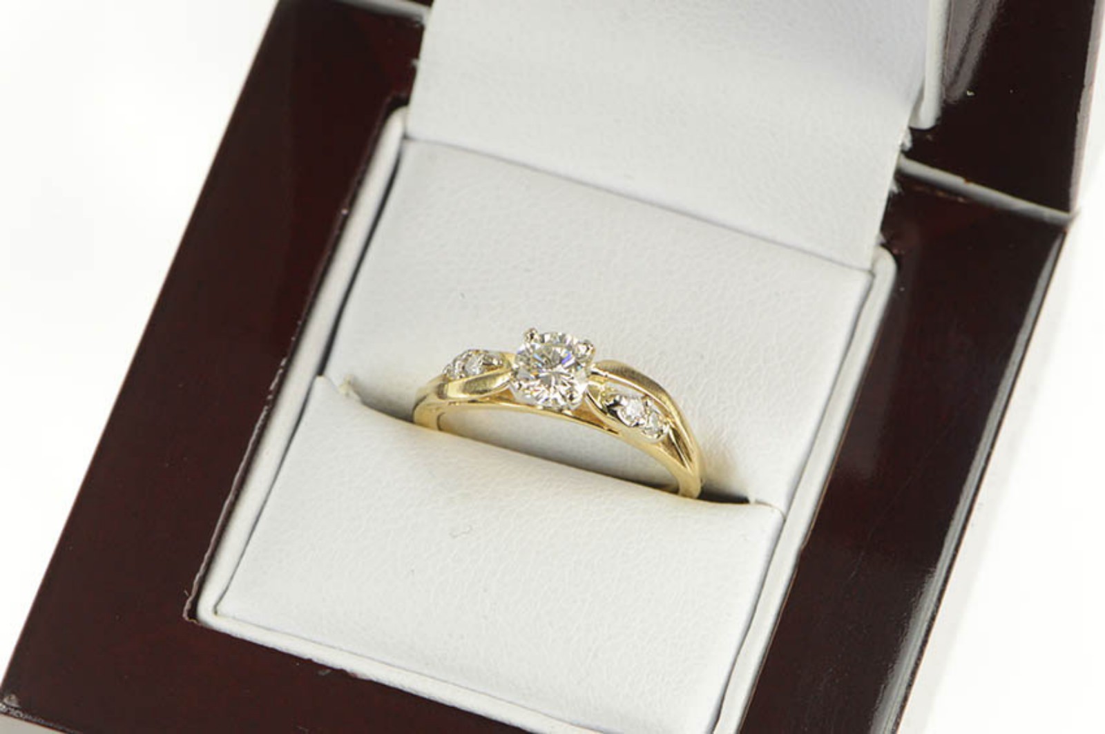 14K 0.56 Ctw Diamond Round Classic Engagement Yellow Gold Ring, Size 4.25