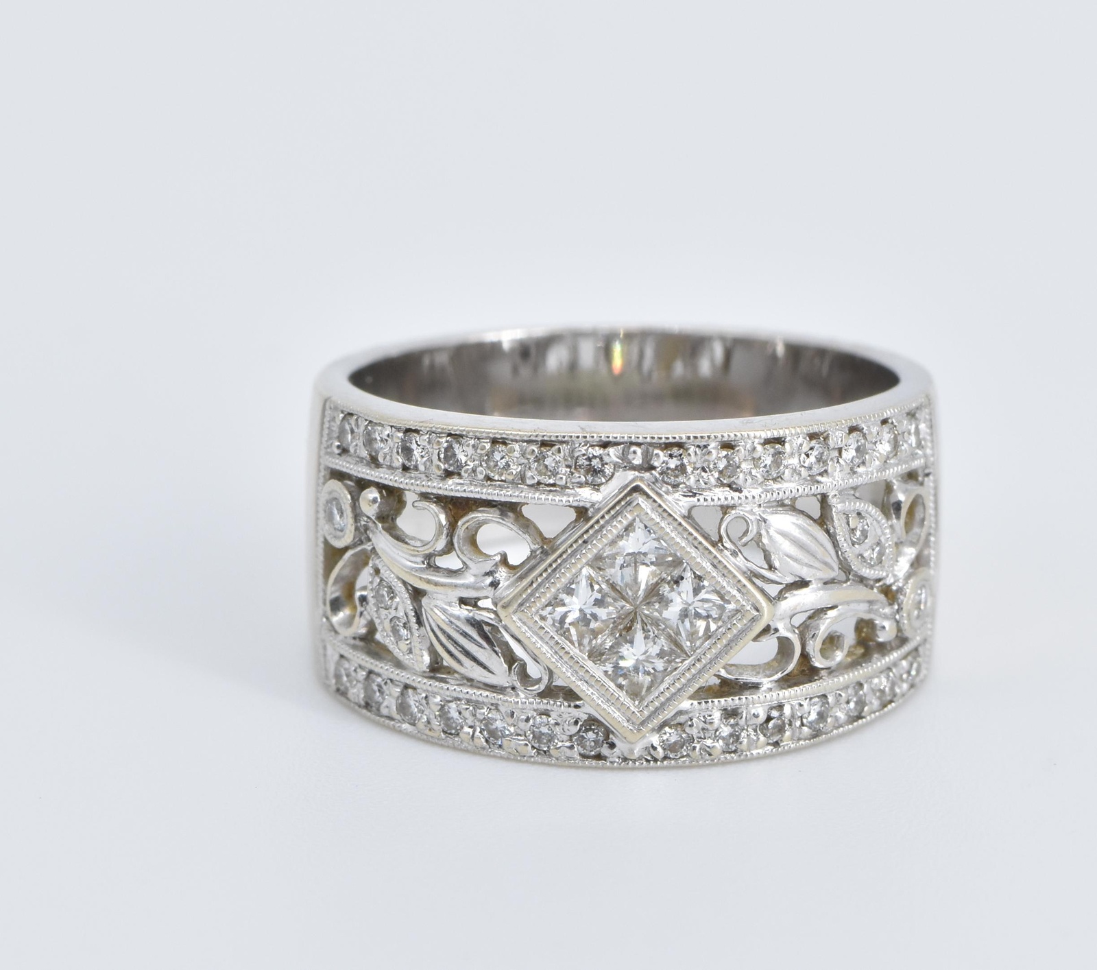14K 0.67 Ctw Natural Diamond Vine Statement Band White Gold Ring, Size 7.25