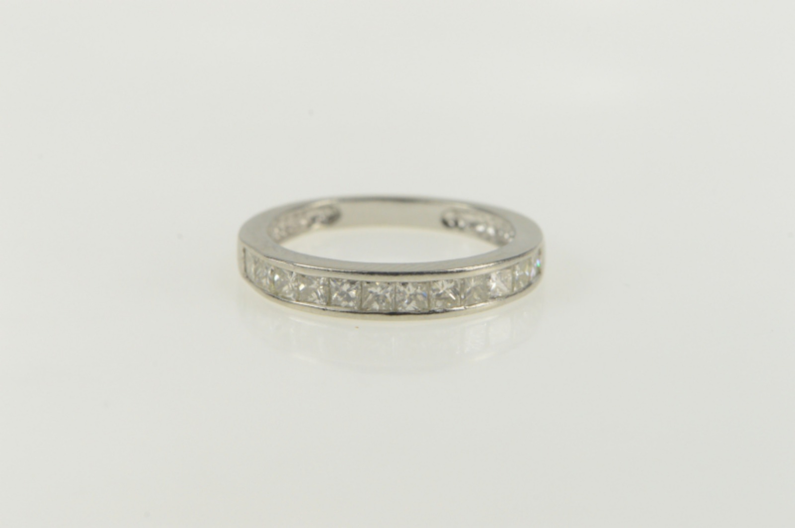 14K 0.75 Ct Princess Cut Diamond Wedding Band White Gold Ring, Size 4