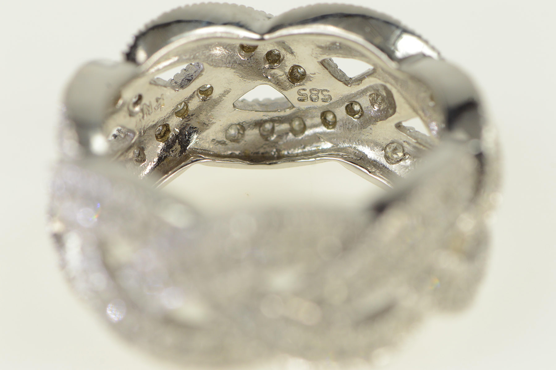 14K 0.85 Ctw Diamond Braid Eternity Band White Gold Ring, Size 5