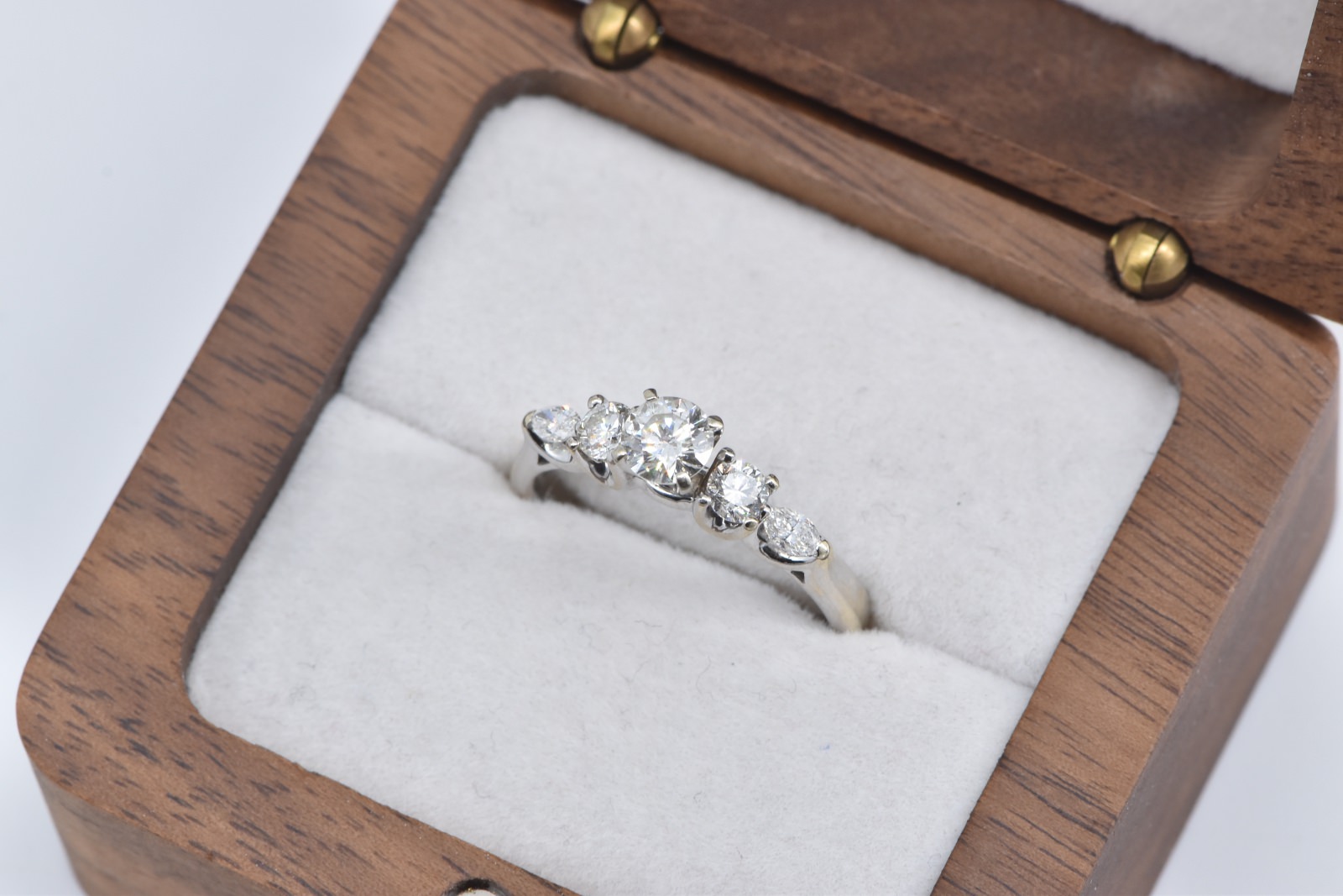 14K 0.89 Ctw Natural Vintage Diamond Engagement White Gold Ring, Size 7