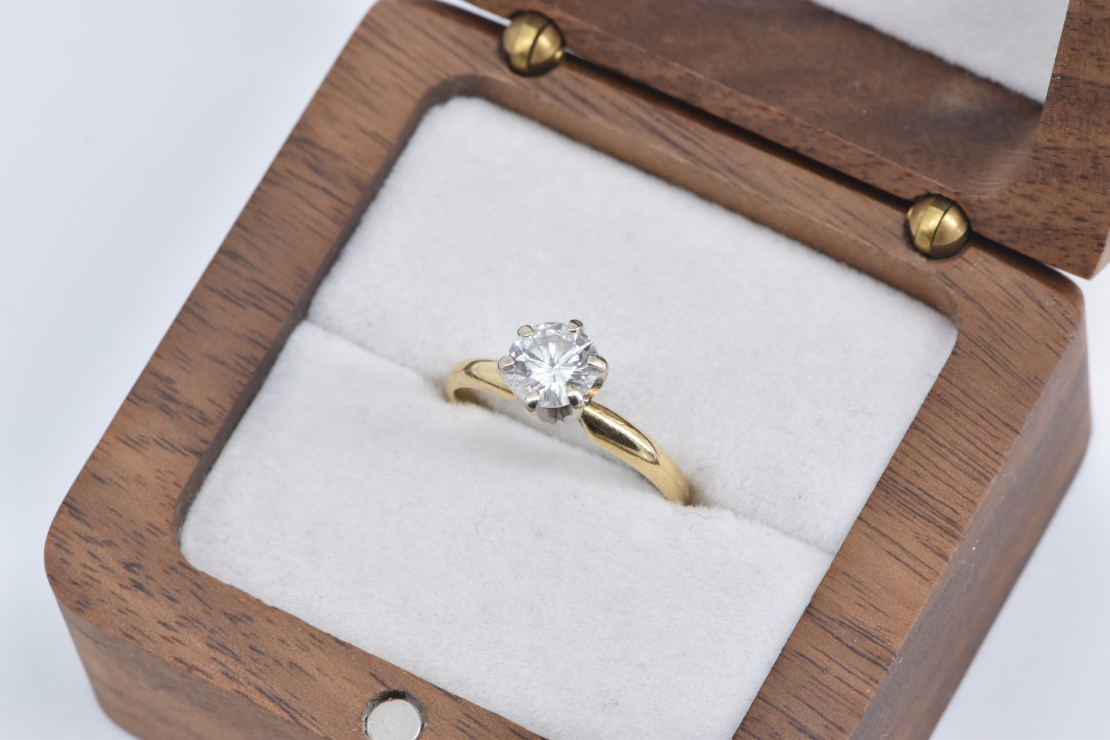 14K 0.94 Ct Natural Diamond Solitaire Engagement Yellow Gold Ring, Size 5